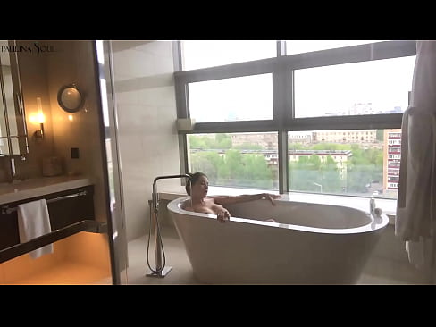 ❤️ Керемет сәби Жуынатын бөлмеде оның кискасын құмарта тартып жатыр Анальный порно kk.pornobot.ru ️❤